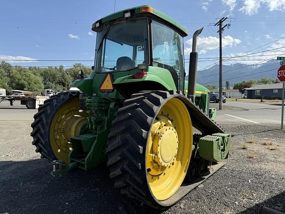 Image of John Deere 8400T equipment image 1