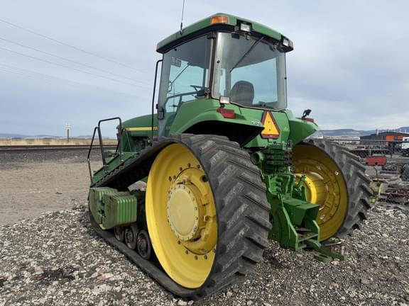 Image of John Deere 8400T equipment image 2