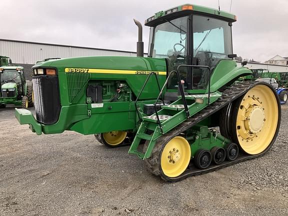 Image of John Deere 8400T Primary image