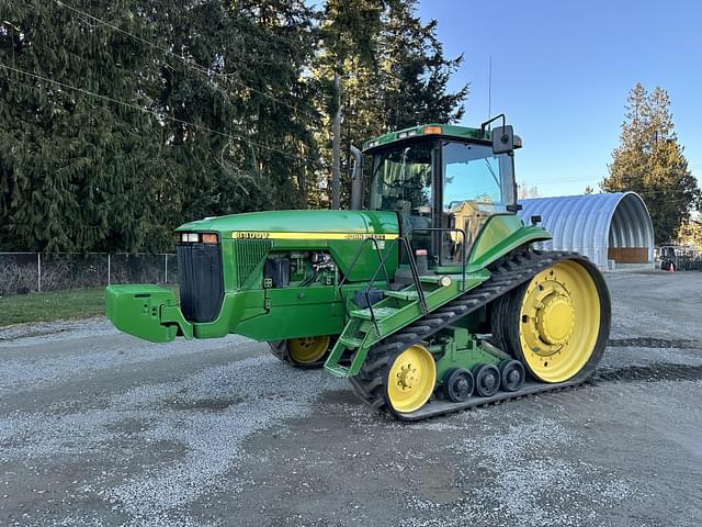 Image of John Deere 8400T equipment image 2