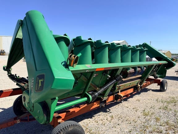 1999 John Deere 893 Equipment Image0