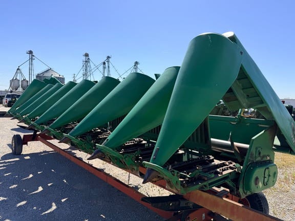 1999 John Deere 893 Equipment Image0