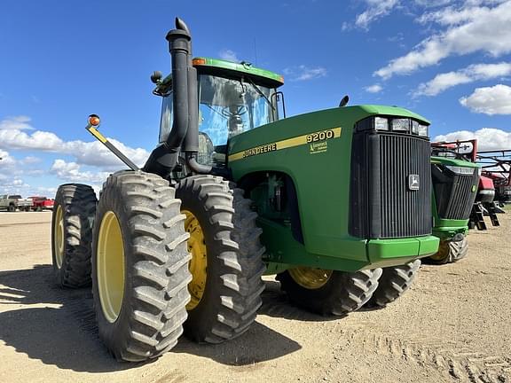 Image of John Deere 9200 equipment image 1