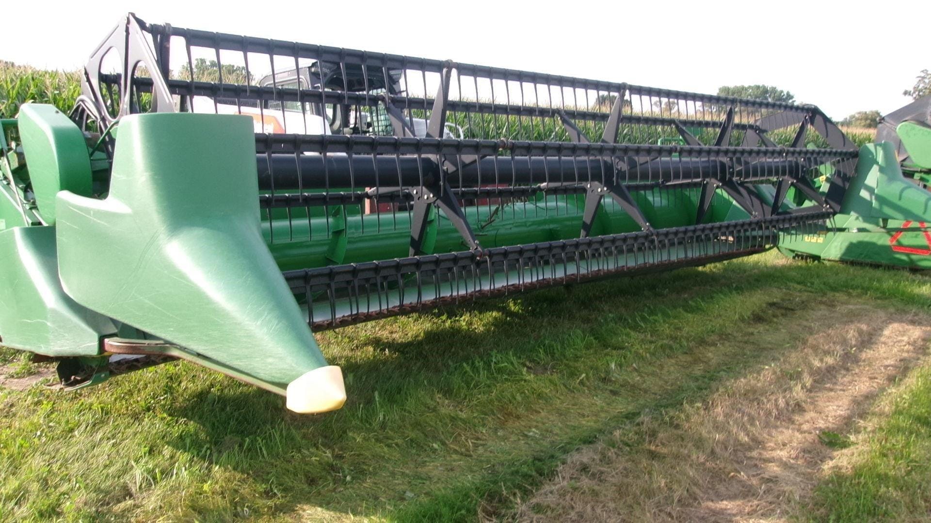 1999 John Deere 920F Equipment Image0