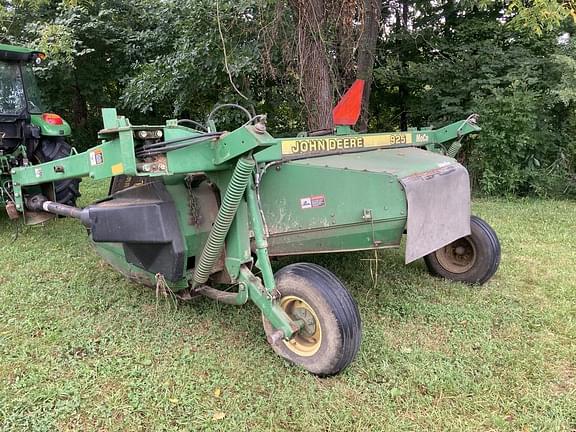 Image of John Deere 925 equipment image 1