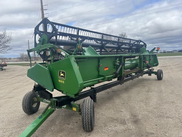 Image of John Deere 925 equipment image 3