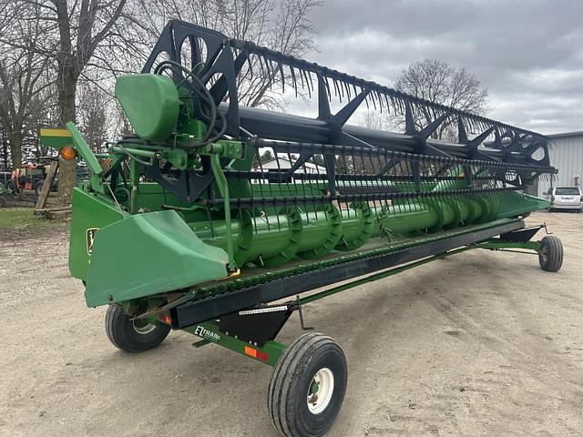 Image of John Deere 925F equipment image 1