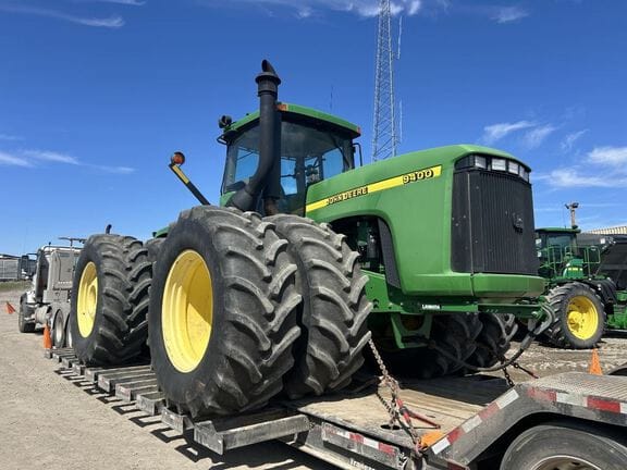 1999 John Deere 9400 Equipment Image0