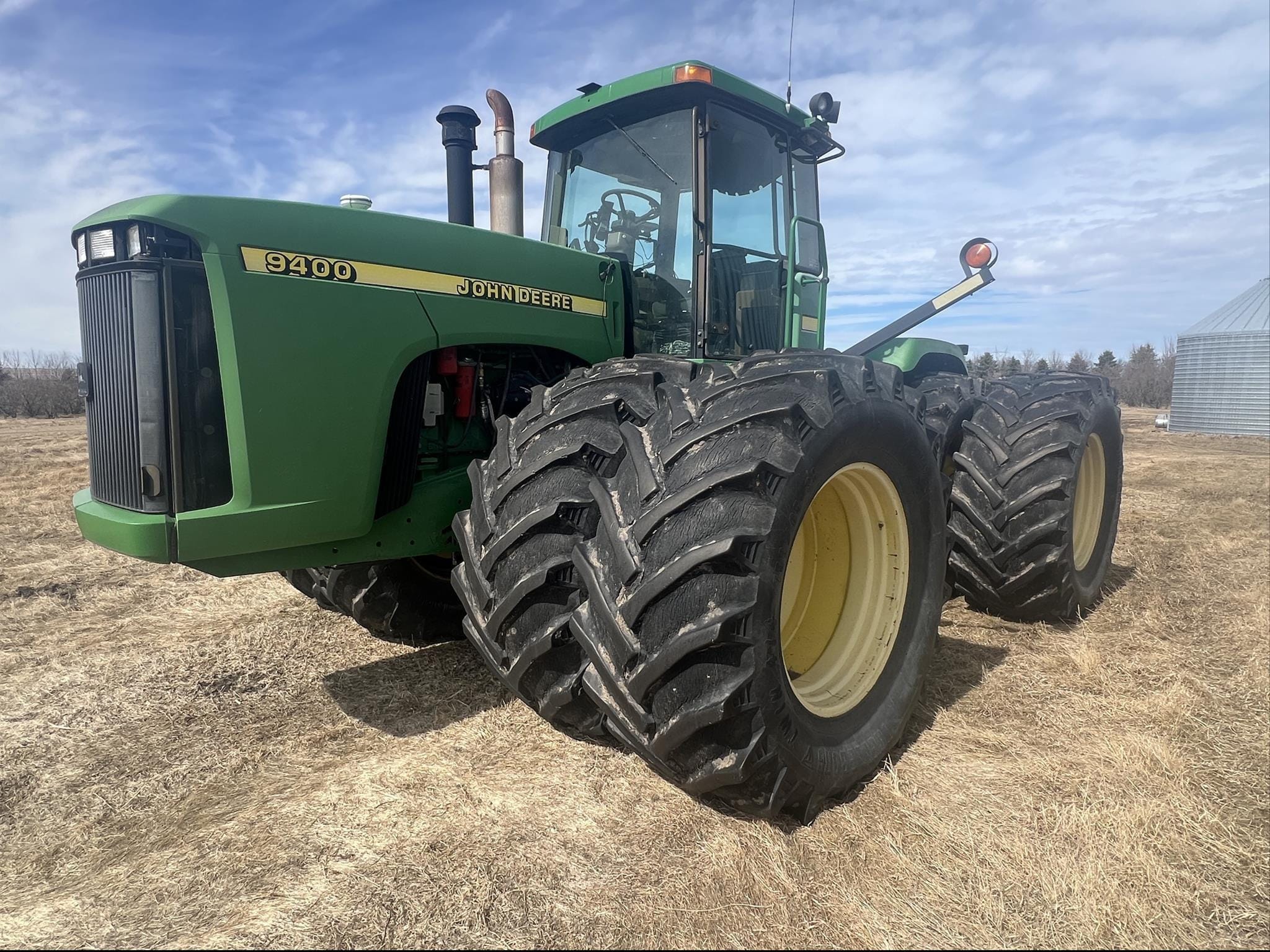 1999 John Deere 9400 Equipment Image0