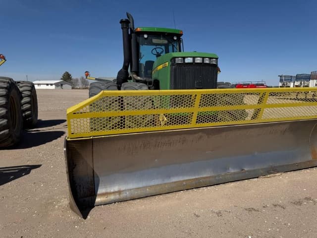 Image of John Deere 9400 equipment image 2