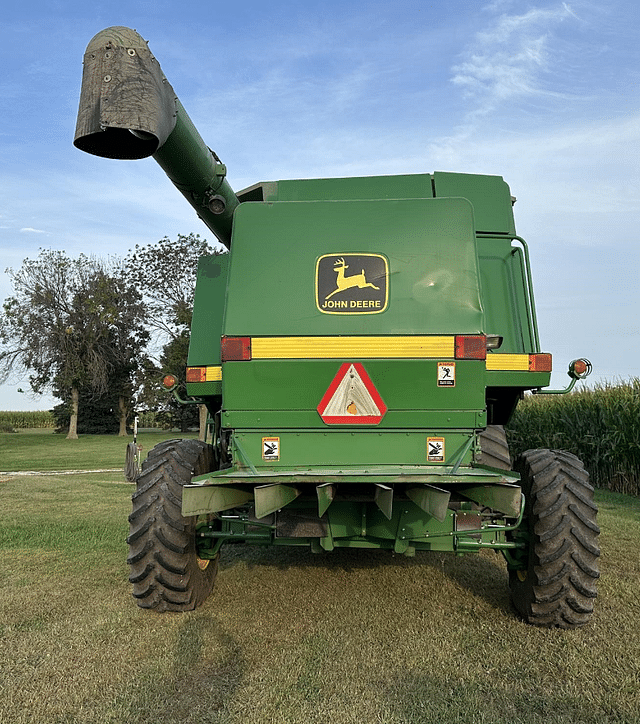 Image of John Deere 9510 equipment image 3