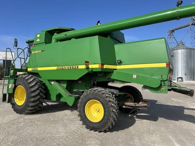 Image of John Deere 9510 equipment image 4