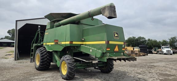 Image of John Deere 9510 equipment image 3