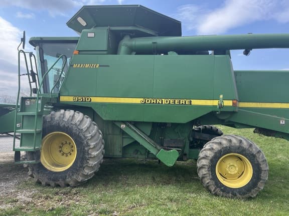 Image of John Deere 9510 equipment image 3