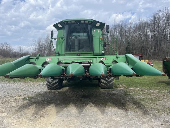 Image of John Deere 9510 equipment image 1