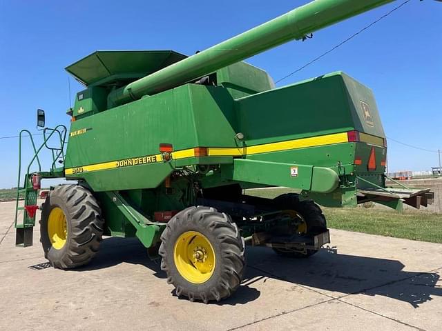 Image of John Deere 9510 equipment image 3