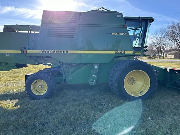 Image of John Deere 9510 equipment image 4