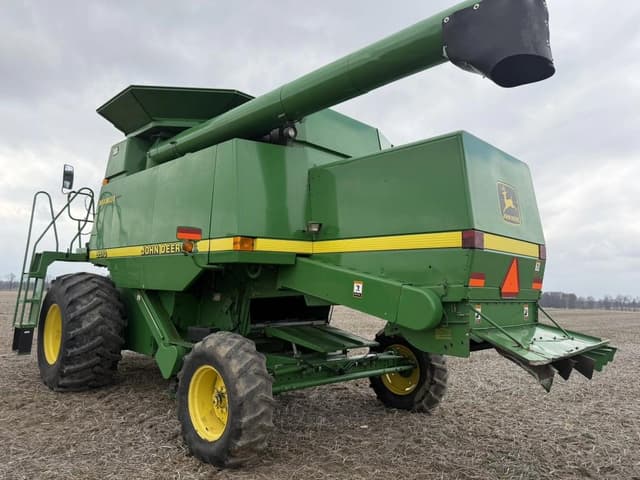 Image of John Deere 9510 equipment image 2