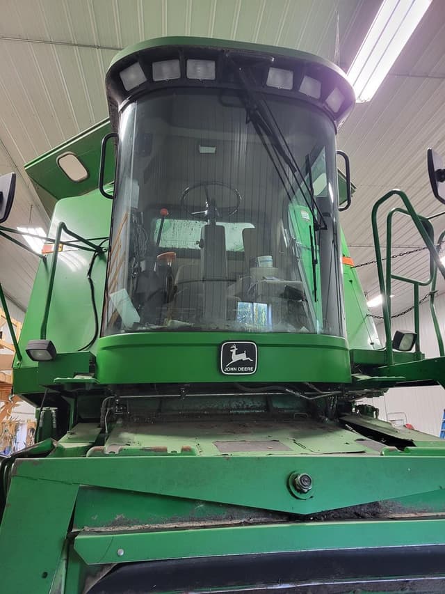 Image of John Deere 9510SH equipment image 2