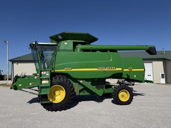 1999 John Deere 9550 Equipment Image0