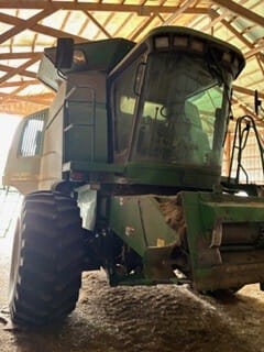 1999 John Deere 9550 Equipment Image0