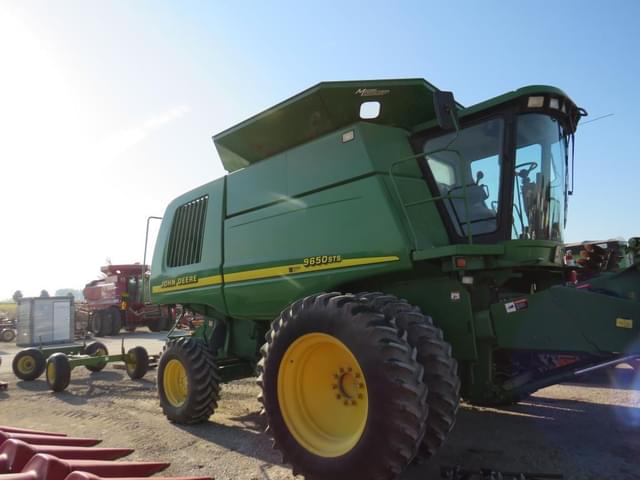 Image of John Deere 9650 STS equipment image 2