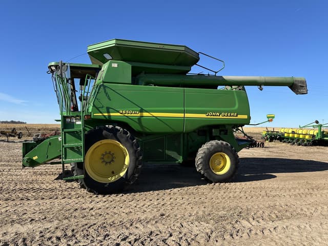 Image of John Deere 9650 STS equipment image 1