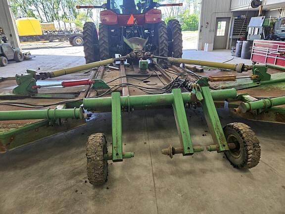 Image of John Deere 2018 equipment image 3