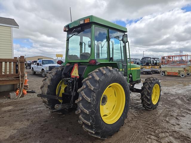 Image of John Deere 5510 equipment image 2