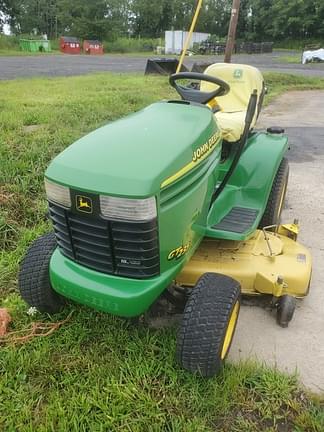 Image of John Deere GT235 equipment image 2