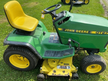 Main image John Deere GT275