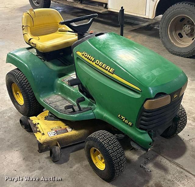 Image of John Deere LT166 equipment image 2