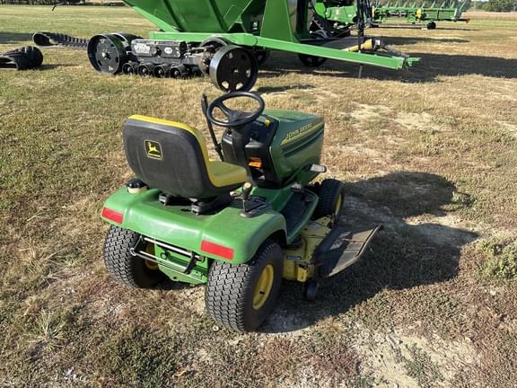 Image of John Deere LX277 equipment image 4