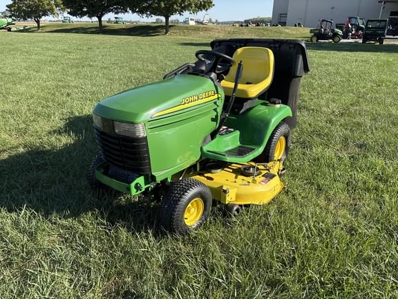 Image of John Deere LX277 equipment image 2