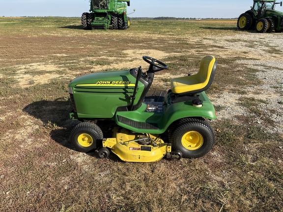 1999 John Deere LX277 Equipment Image0