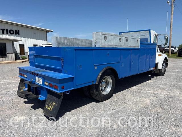 Image of Kenworth T-300 equipment image 4