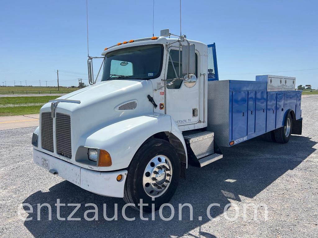 Image of Kenworth T-300 Primary image
