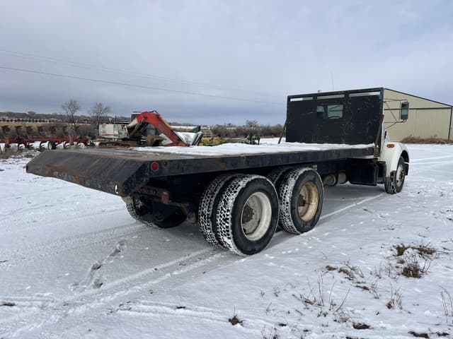 Image of Kenworth T300 equipment image 4