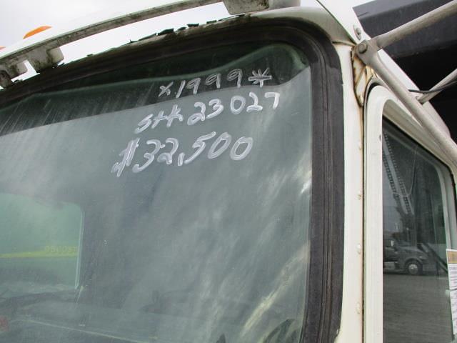 Main image Kenworth T300 72