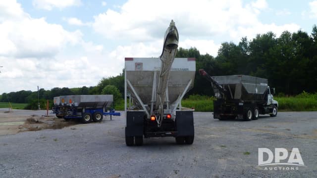 Image of Kenworth T300 equipment image 3