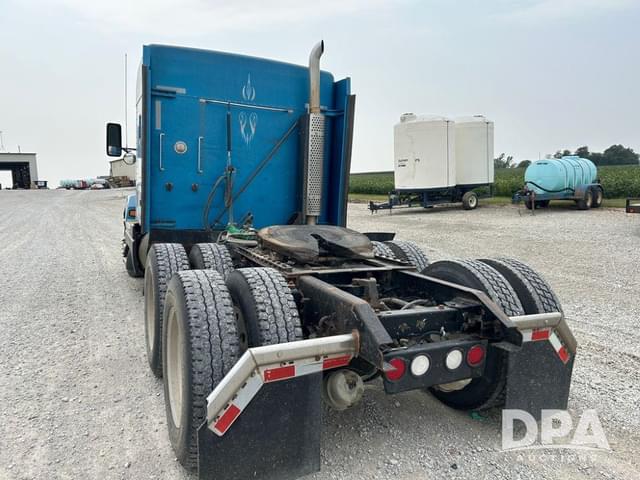 Image of Kenworth T600 equipment image 4
