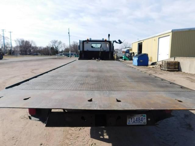 Image of Kenworth T600B equipment image 4