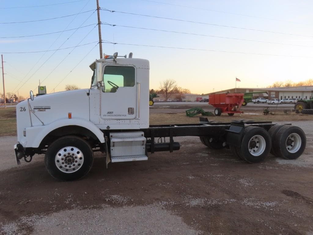 Image of Kenworth T800 Primary image