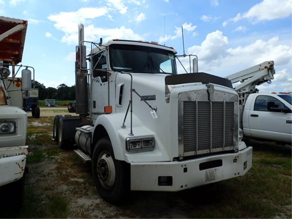 1999 Kenworth T800 Equipment Image0