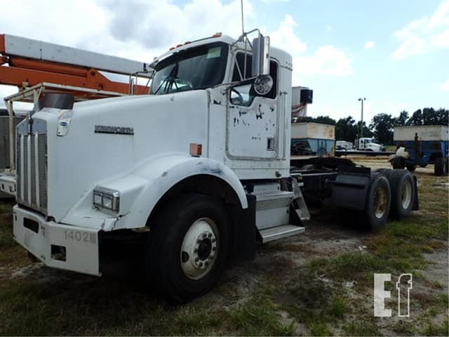 Image of Kenworth T800 equipment image 1
