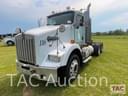 1999 Kenworth T800 Image