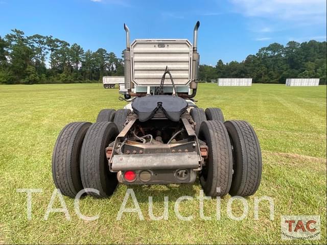 Image of Kenworth T800 equipment image 3