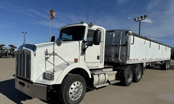 Main image Kenworth T800