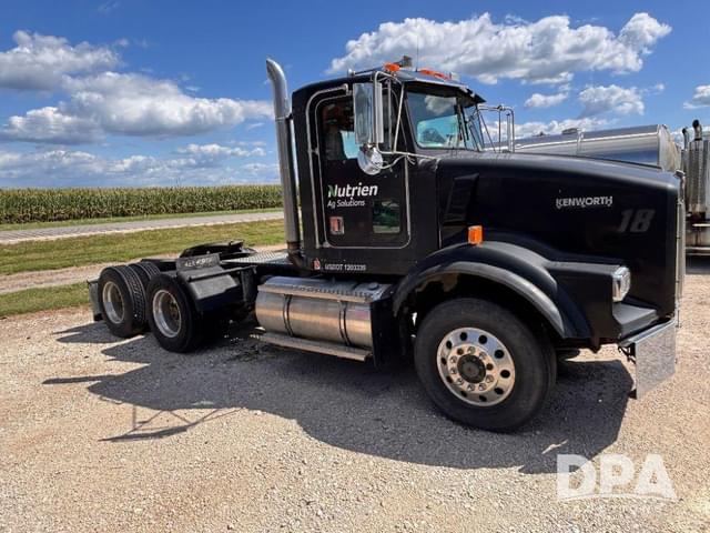 Image of Kenworth T800 equipment image 4