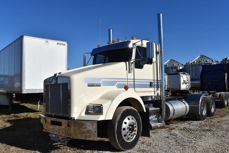 Image of Kenworth T800 Primary image